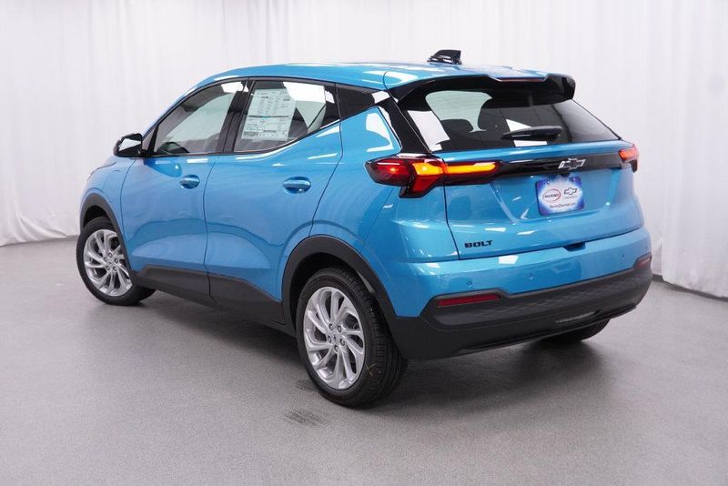 2027 Chevrolet Bolt in Chicago, IL