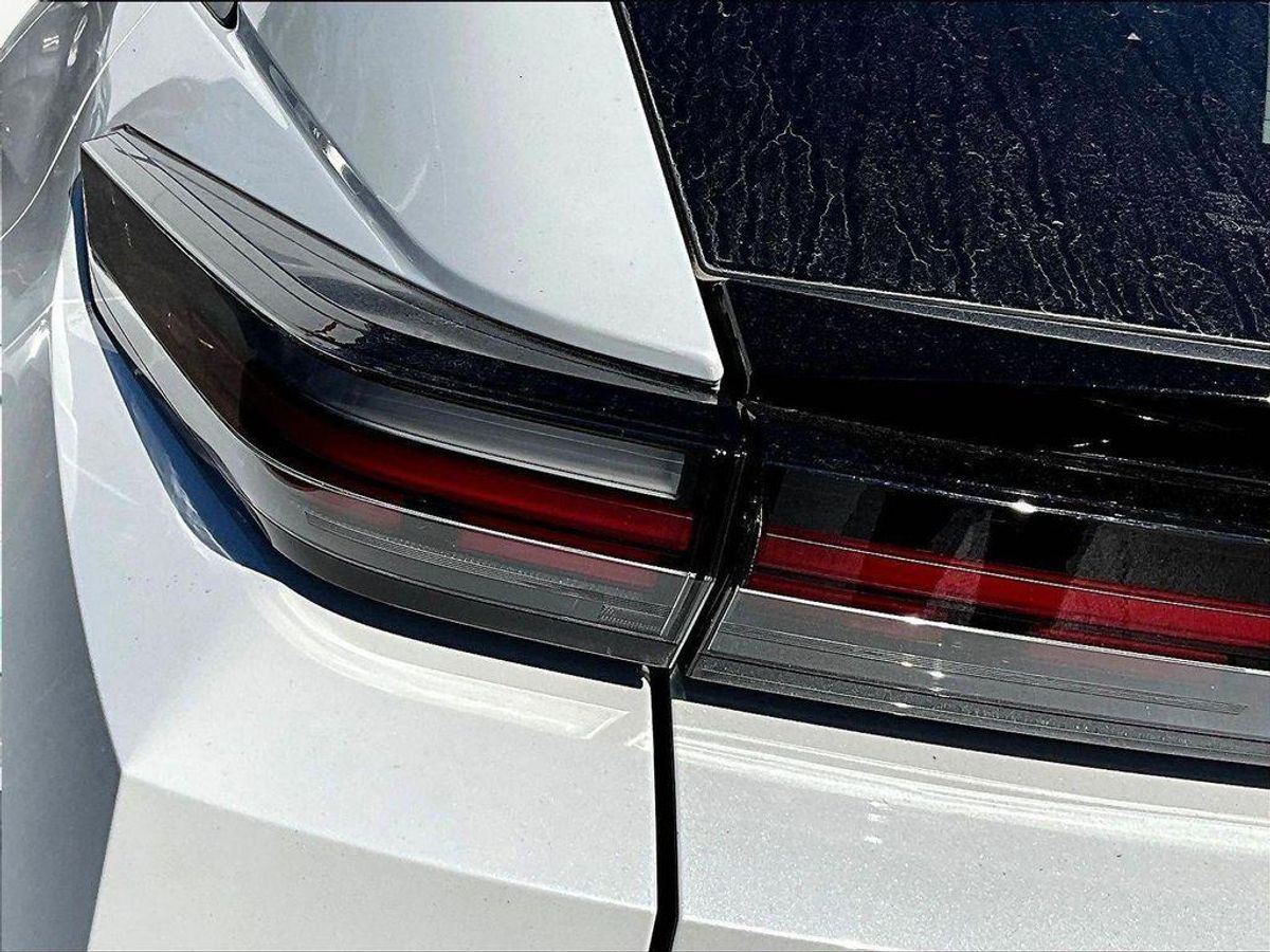 undefined. Enlarge image 14