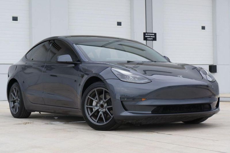 2023 Tesla Model 3 in Opa-locka, FL