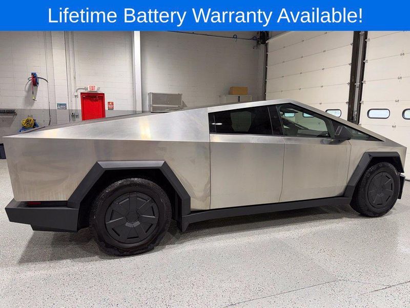 2025 Tesla Cybertruck in Waterloo, IA