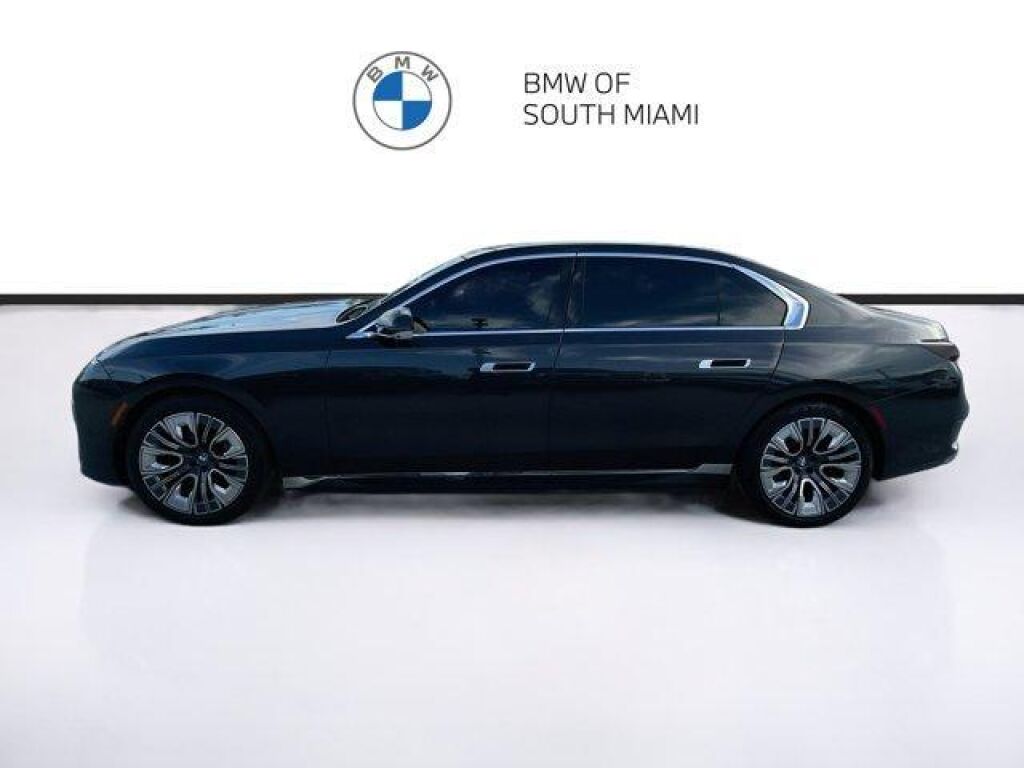 2024 BMW i7 in Miami, FL