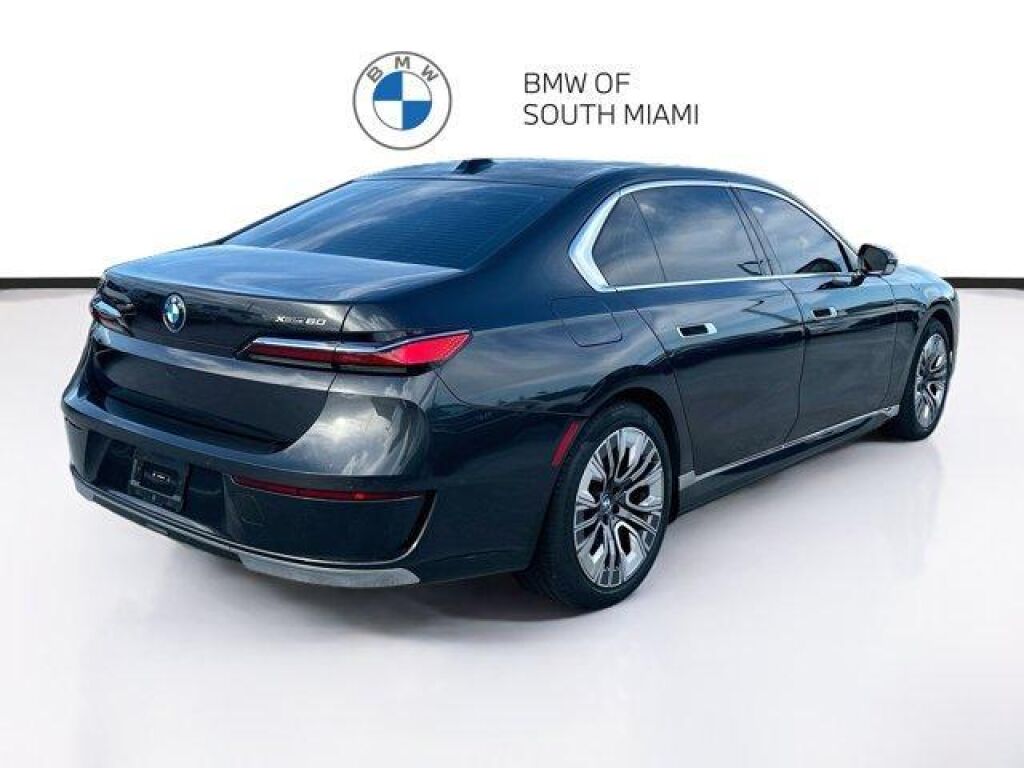 2024 BMW i7 in Miami, FL