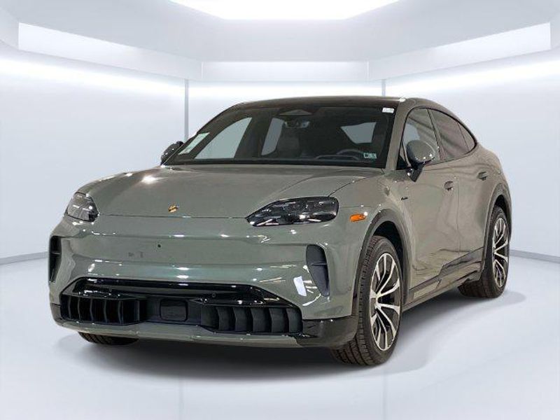 2026 Porsche Cayenne in Pittsburgh, PA