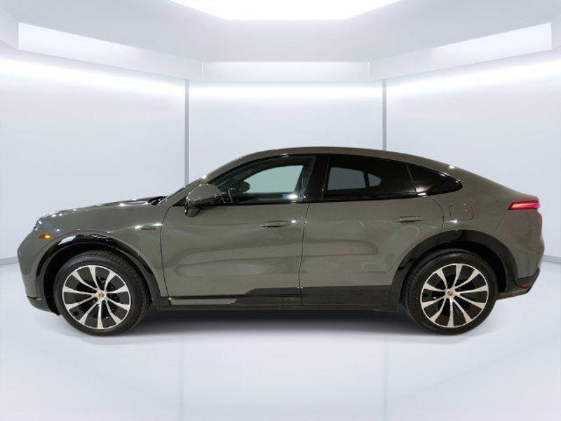 2026 Porsche Cayenne in Pittsburgh, PA