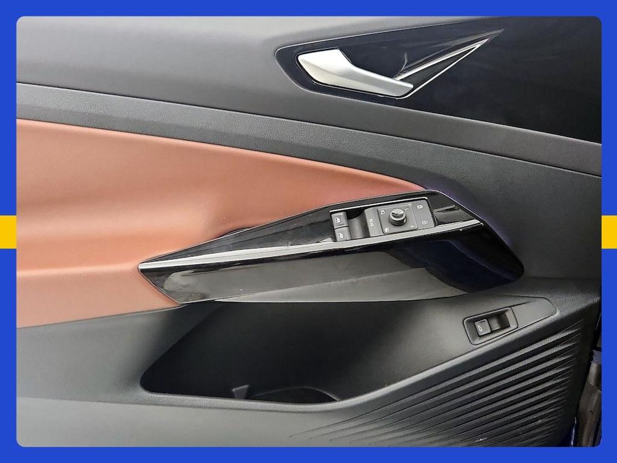 undefined. Enlarge image 15