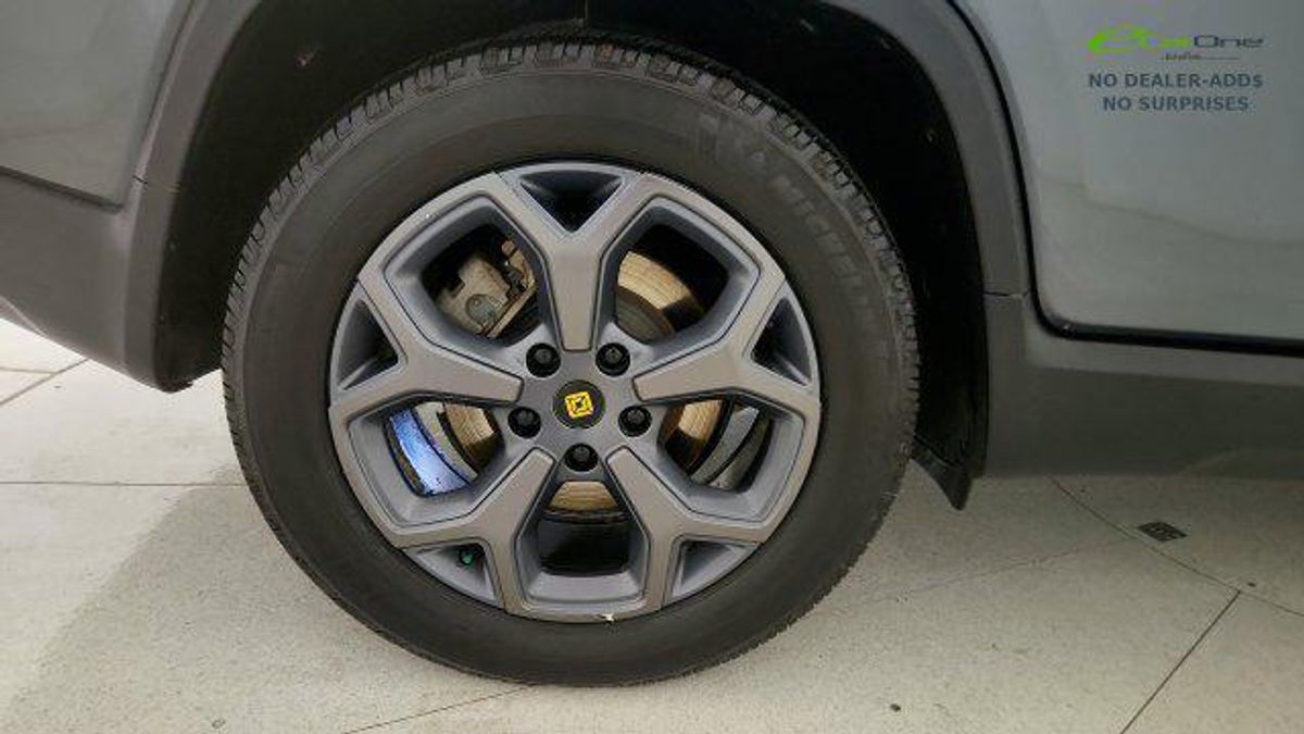 undefined. Enlarge image 75