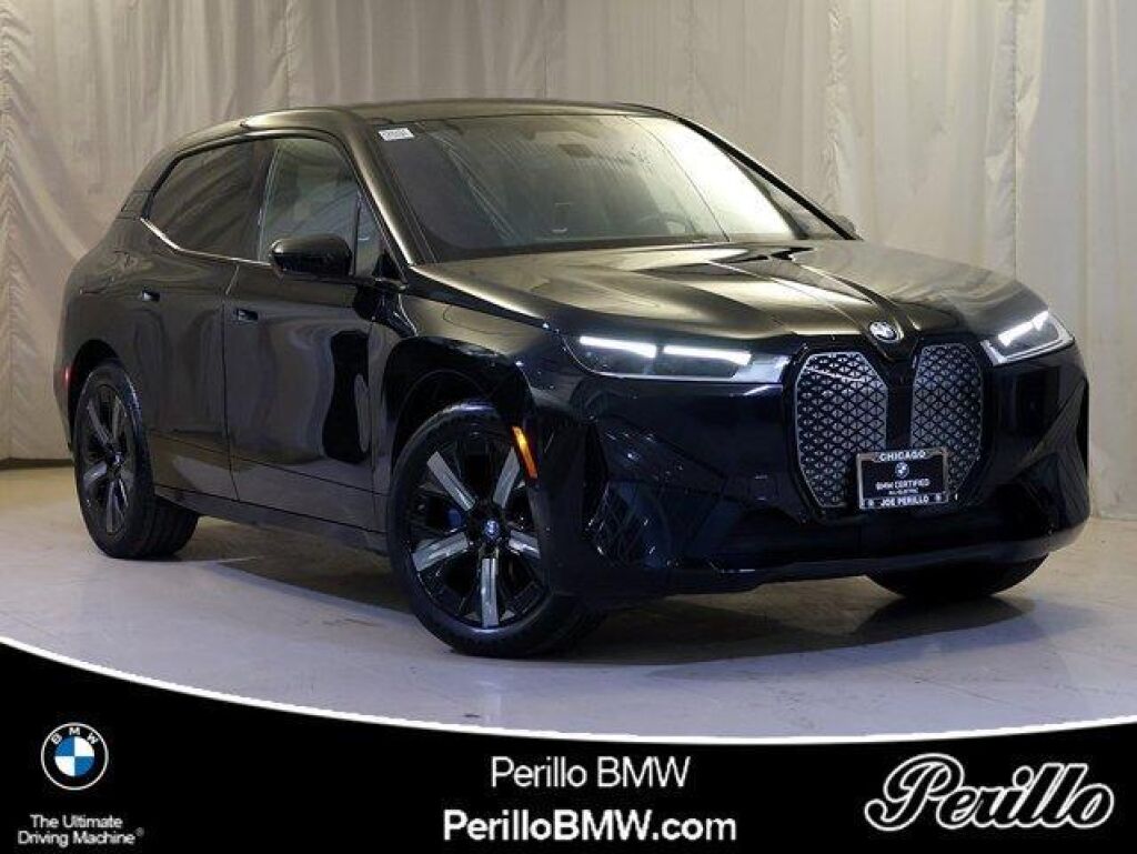 2024 BMW iX in Chicago, IL