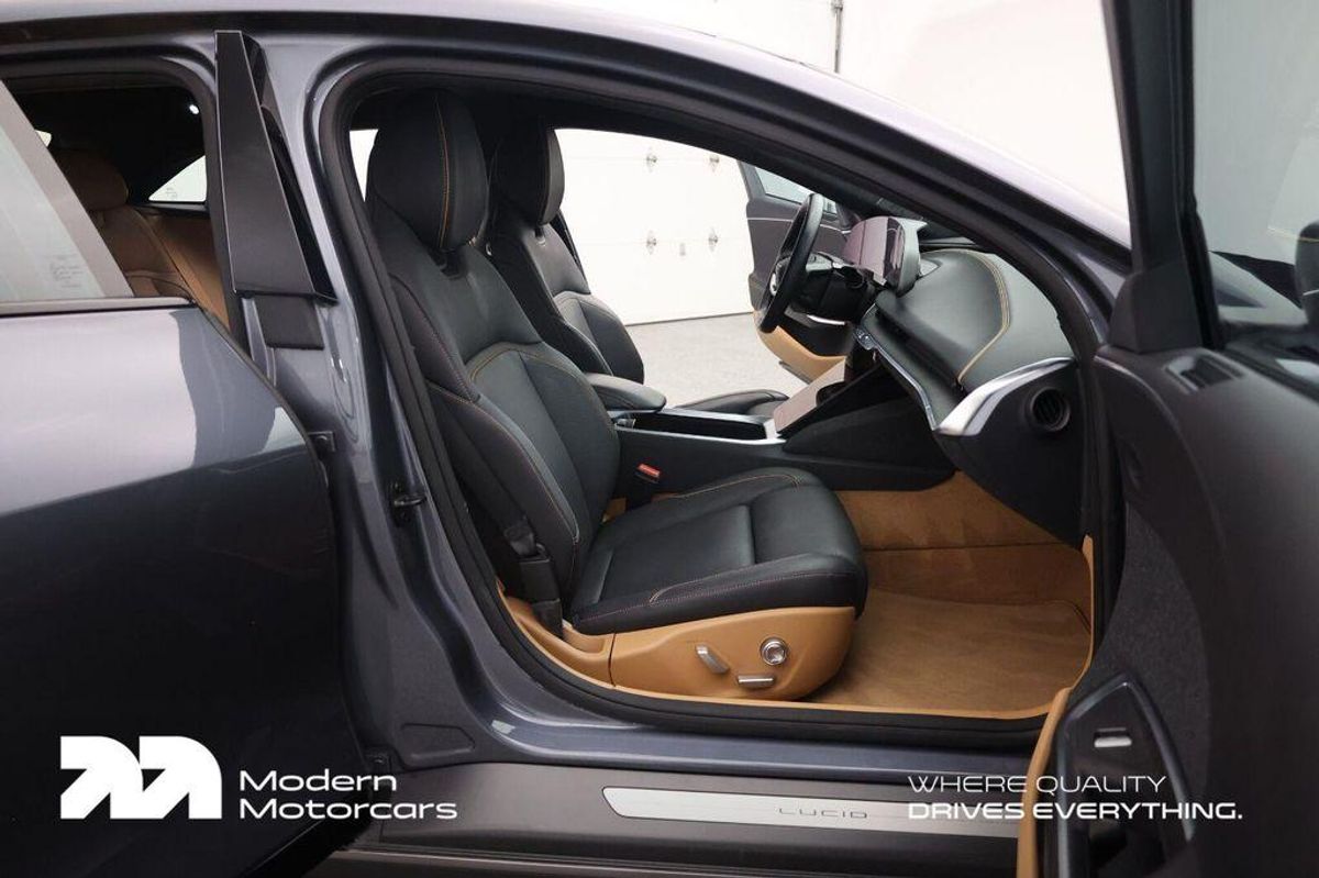 undefined. Enlarge image 42
