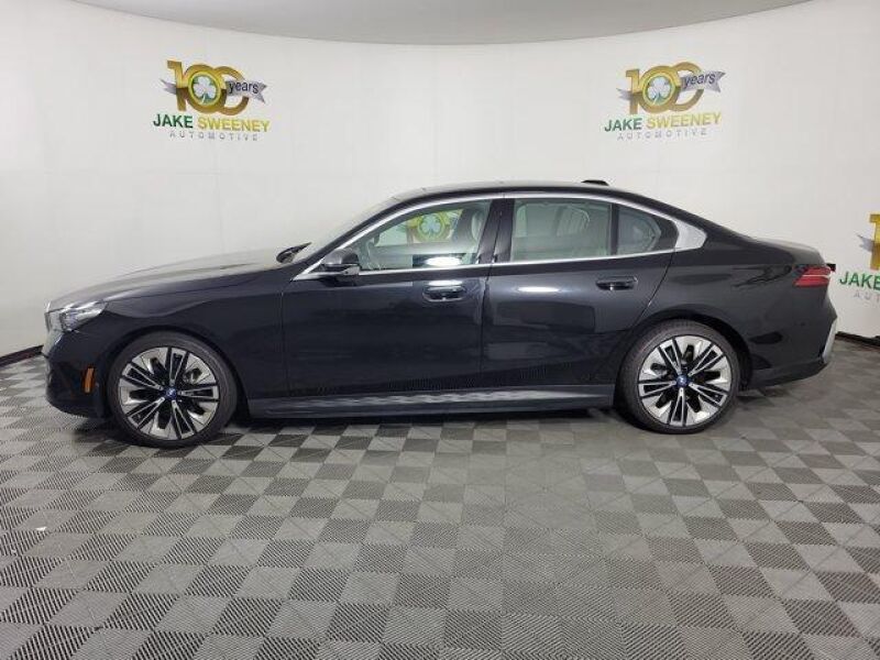 2024 BMW i5 in Cincinnati, OH