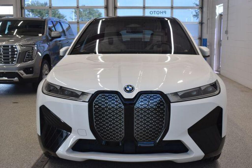 2023 BMW iX in Lincoln, NE