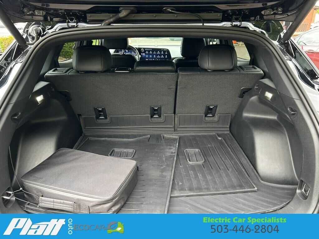 undefined. Enlarge image 81
