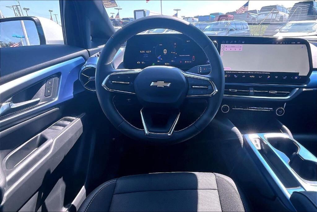 2025 Chevrolet Equinox EV in Kansas City, MO